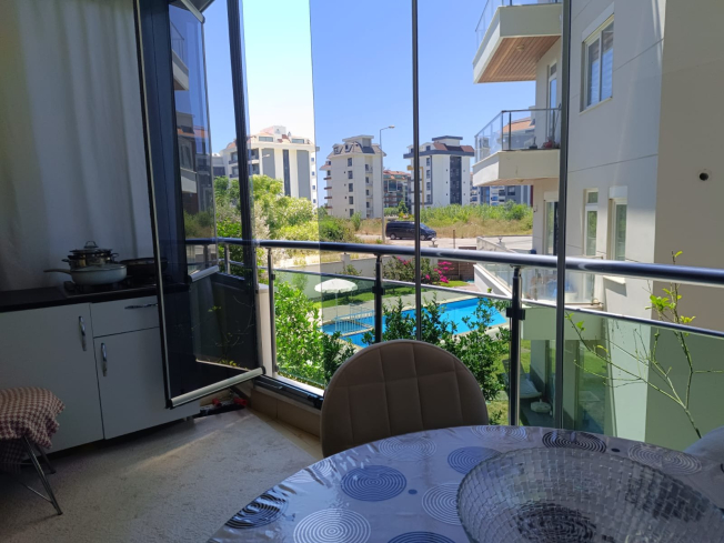 DENİZE 200 METRE GENİŞ EŞYALI DAİRE