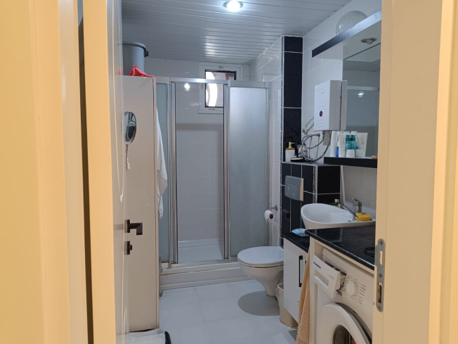 DENİZE 200 METRE GENİŞ EŞYALI DAİRE