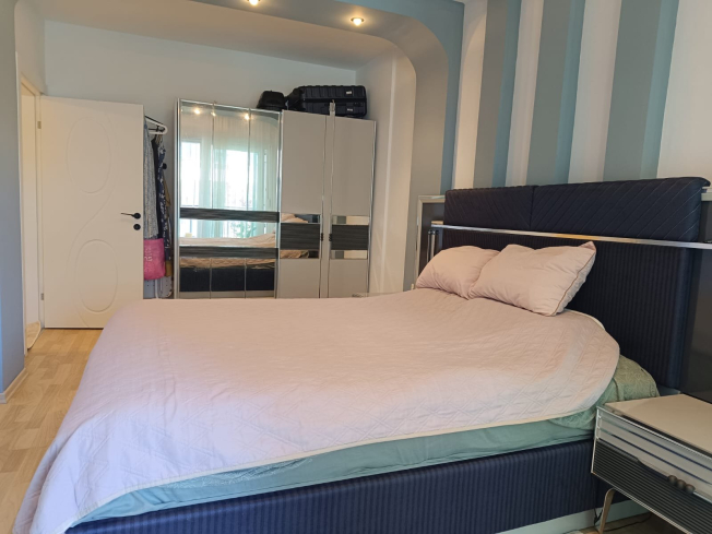 DENİZE 200 METRE GENİŞ EŞYALI DAİRE