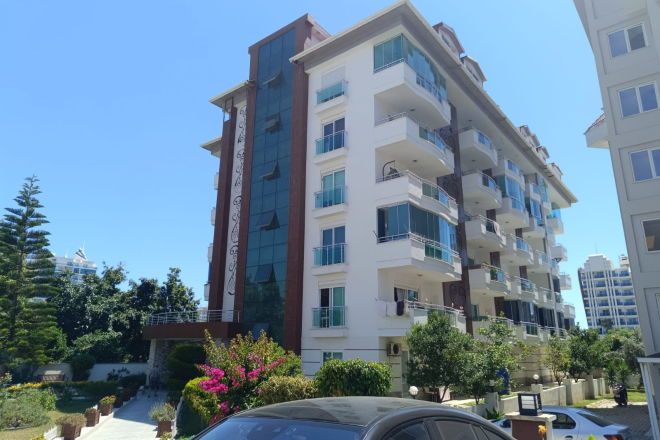 DENİZE 200 METRE GENİŞ EŞYALI DAİRE