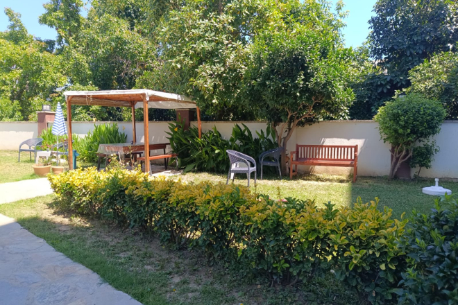 DENİZE 200 METRE GENİŞ EŞYALI DAİRE