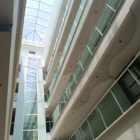 DENİZE 200 METRE GENİŞ EŞYALI DAİRE