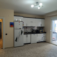 DENİZE 200 METRE GENİŞ EŞYALI DAİRE
