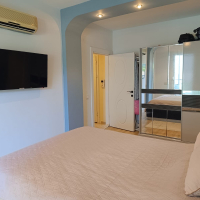 DENİZE 200 METRE GENİŞ EŞYALI DAİRE