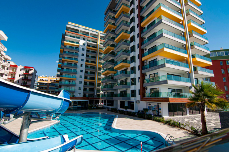 DENİZE SIFIR AYNI SİTE İÇİNDE , 2 DAİRE İLE VATANDAŞLIK FIRSATI