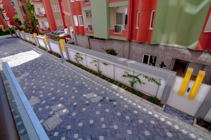 DENİZE SIFIR AYNI SİTE İÇİNDE , 2 DAİRE İLE VATANDAŞLIK FIRSATI