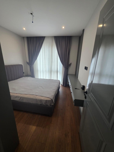MODERN, GENİŞ VE KALİTELİ BİR YAPIDA 1+1 EŞYALI YAŞAM ALANI