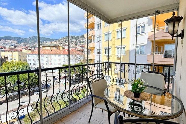 TEMİZ VE BAKIMLI SİTEDE UYGUN FIRSAT DAİRE