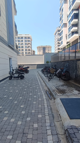 FULL AKTİVİTELİ BEYAZ EŞYALARI HAZIR SATILIK 1+1 DAİRE