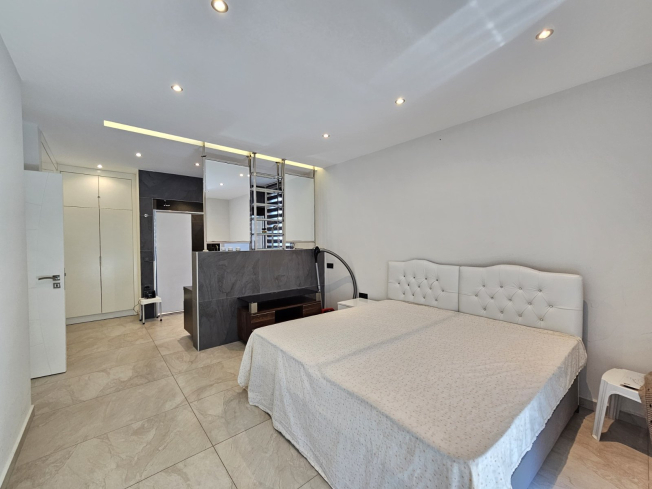 2+1 SİTE İÇİDE DENİZE 100 M DENİZ MANZARALI DAİRE