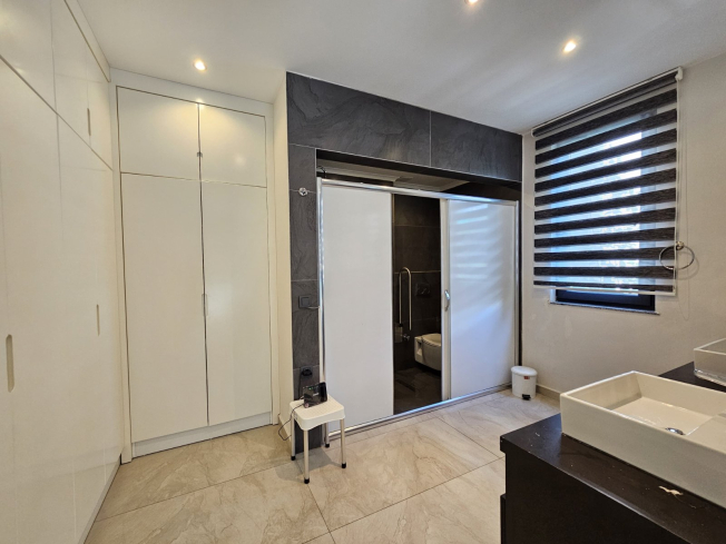 2+1 SİTE İÇİDE DENİZE 100 M DENİZ MANZARALI DAİRE