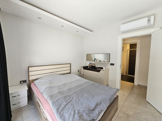 2+1 SİTE İÇİDE DENİZE 100 M DENİZ MANZARALI DAİRE