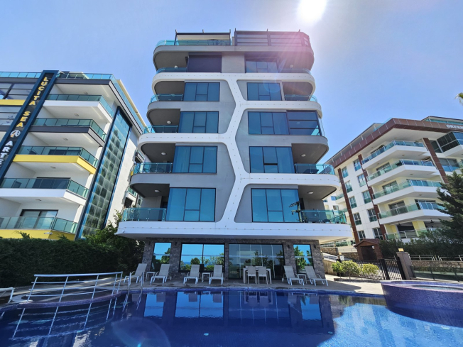 2+1 SİTE İÇİDE DENİZE 100 M DENİZ MANZARALI DAİRE
