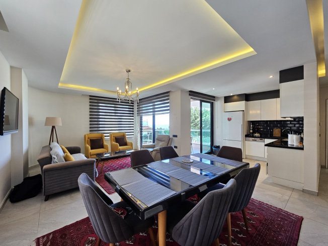 2+1 SİTE İÇİDE DENİZE 100 M DENİZ MANZARALI DAİRE
