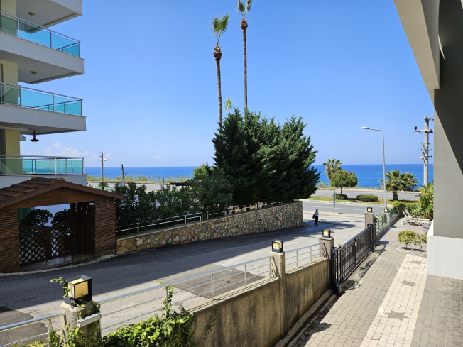 2+1 SİTE İÇİDE DENİZE 100 M DENİZ MANZARALI DAİRE