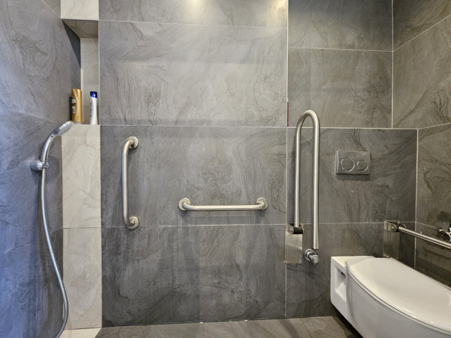 2+1 SİTE İÇİDE DENİZE 100 M DENİZ MANZARALI DAİRE