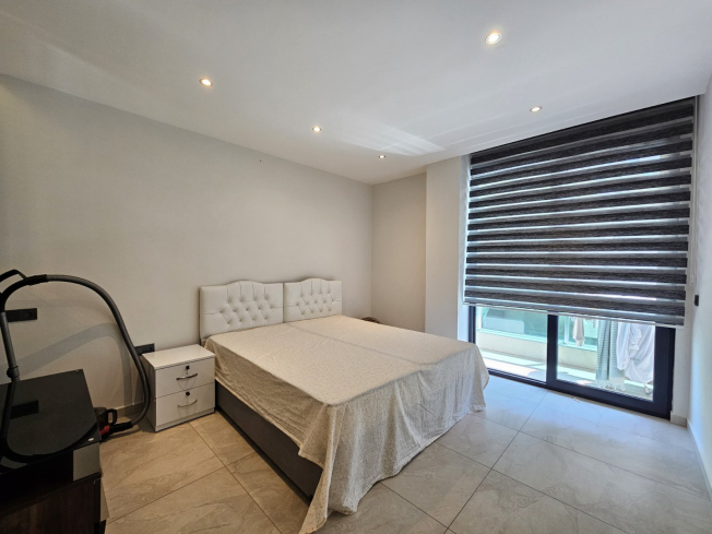 2+1 SİTE İÇİDE DENİZE 100 M DENİZ MANZARALI DAİRE