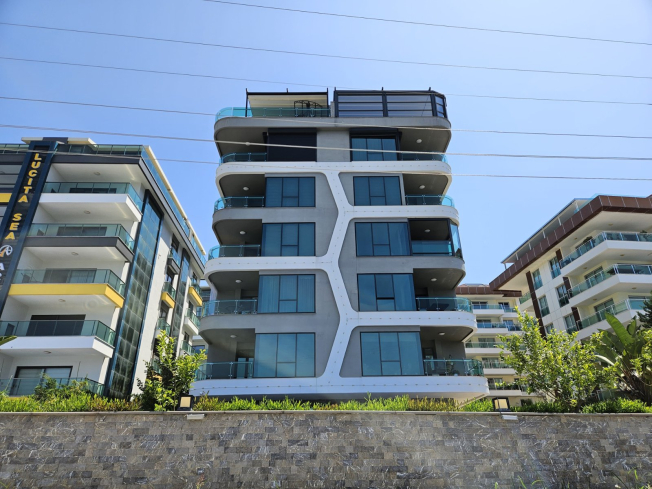 2+1 SİTE İÇİDE DENİZE 100 M DENİZ MANZARALI DAİRE