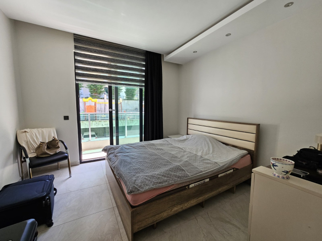 2+1 SİTE İÇİDE DENİZE 100 M DENİZ MANZARALI DAİRE