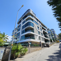 2+1 SİTE İÇİDE DENİZE 100 M DENİZ MANZARALI DAİRE