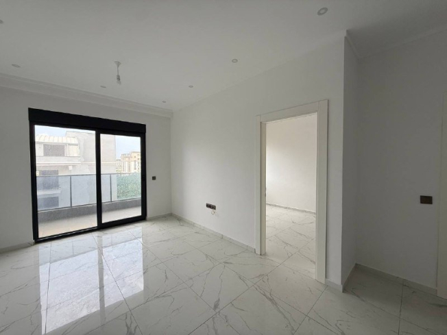 1+1 yeni bina full aktiviteli daire