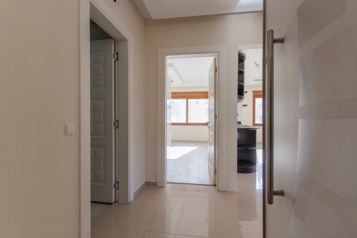 MAHMUTLAR ATATÜRK CADDESİNDE 2+1 EŞYASIZ SATILIK DAİRE