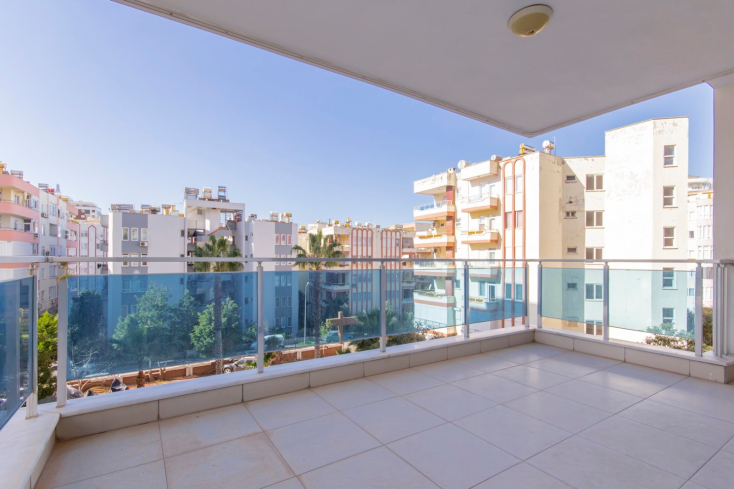MAHMUTLAR ATATÜRK CADDESİNDE 2+1 EŞYASIZ SATILIK DAİRE