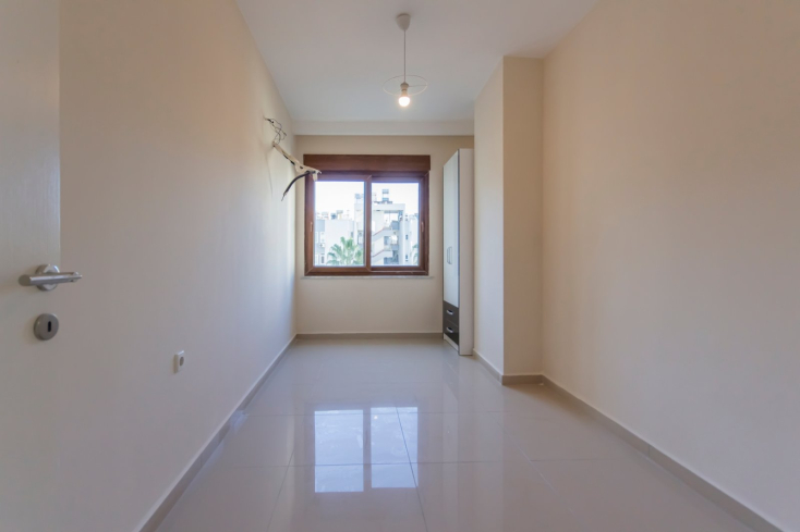 MAHMUTLAR ATATÜRK CADDESİNDE 2+1 EŞYASIZ SATILIK DAİRE
