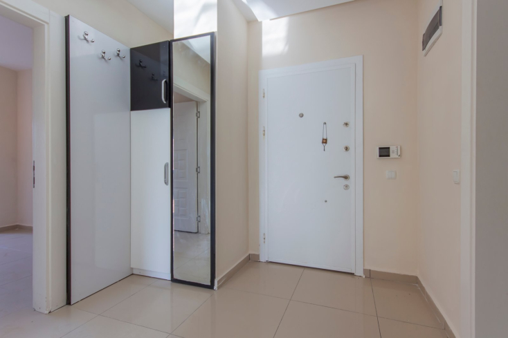 MAHMUTLAR ATATÜRK CADDESİNDE 2+1 EŞYASIZ SATILIK DAİRE