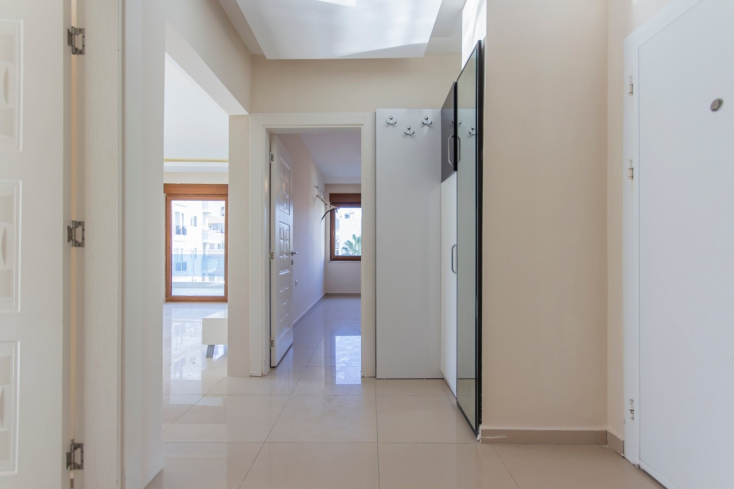 MAHMUTLAR ATATÜRK CADDESİNDE 2+1 EŞYASIZ SATILIK DAİRE