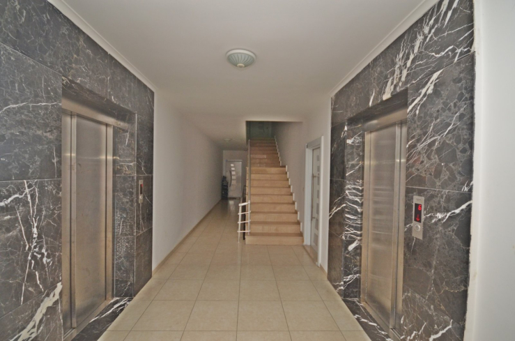 MAHMUTLAR ATATÜRK CADDESİNDE 2+1 EŞYASIZ SATILIK DAİRE