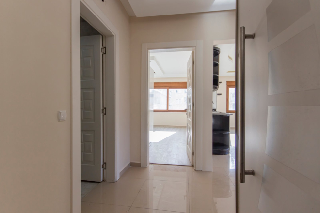 MAHMUTLAR ATATÜRK CADDESİNDE 2+1 EŞYASIZ SATILIK DAİRE