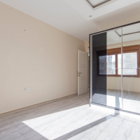 MAHMUTLAR ATATÜRK CADDESİNDE 2+1 EŞYASIZ SATILIK DAİRE