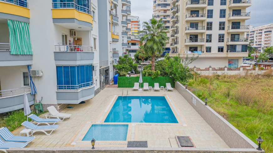 MAHMUTLAR BARBAROS CADDESİNDE 2+1 GENİŞ EŞYALI DAİRE