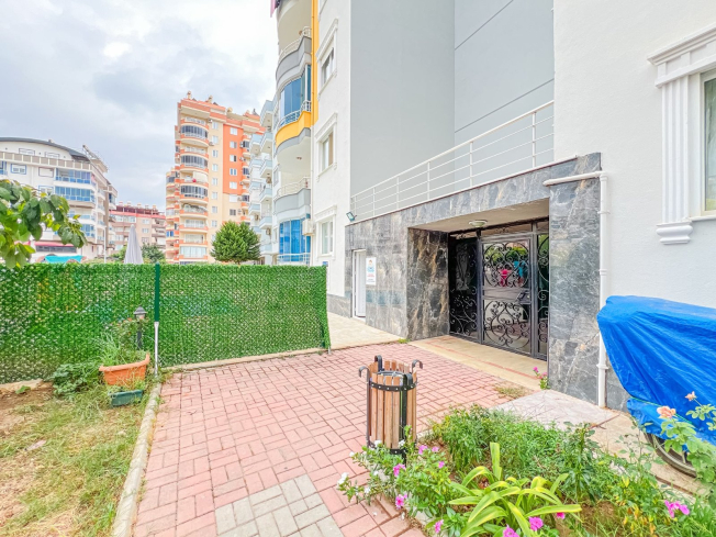 MAHMUTLAR BARBAROS CADDESİNDE 2+1 GENİŞ EŞYALI DAİRE