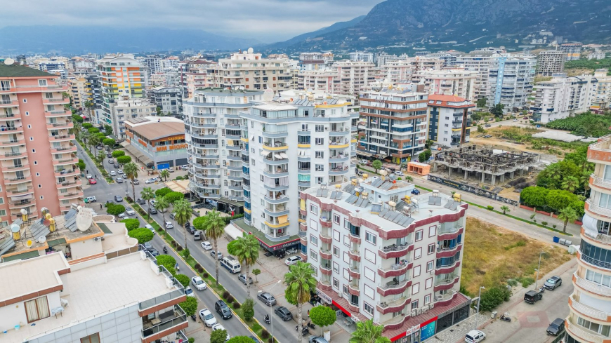 MAHMUTLAR BARBAROS CADDESİNDE 2+1 GENİŞ EŞYALI DAİRE
