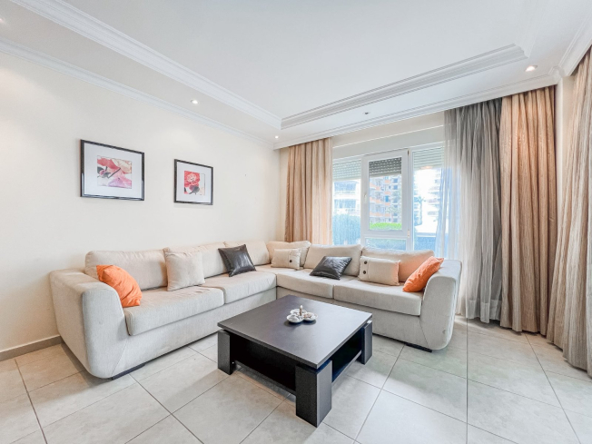 MAHMUTLAR BARBAROS CADDESİNDE 2+1 GENİŞ EŞYALI DAİRE
