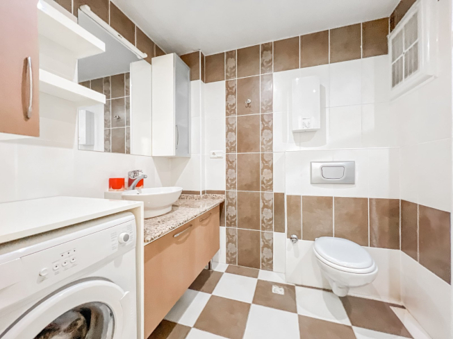 MAHMUTLAR BARBAROS CADDESİNDE 2+1 GENİŞ EŞYALI DAİRE