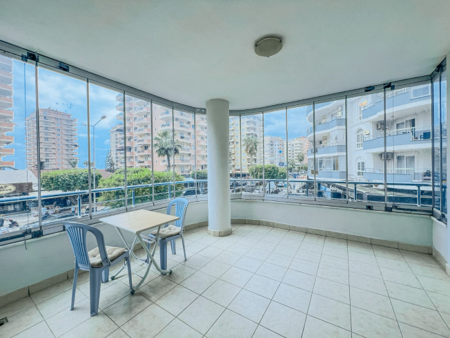 MAHMUTLAR BARBAROS CADDESİNDE 2+1 GENİŞ EŞYALI DAİRE