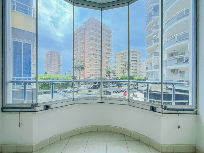 MAHMUTLAR BARBAROS CADDESİNDE 2+1 GENİŞ EŞYALI DAİRE