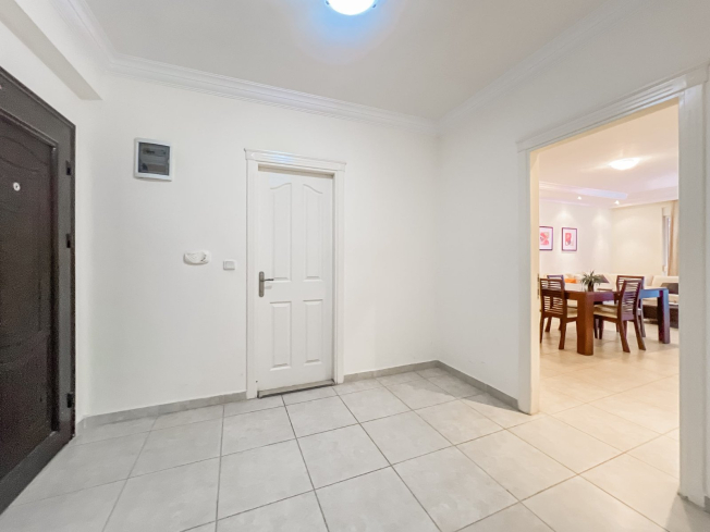 MAHMUTLAR BARBAROS CADDESİNDE 2+1 GENİŞ EŞYALI DAİRE