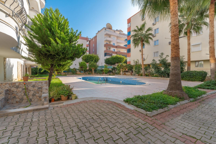 YENİ TADİLATLI TEMİZ BAKIMLI 2+1 EŞYALI GENİŞ SATILIK DAİRE