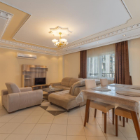 YENİ TADİLATLI TEMİZ BAKIMLI 2+1 EŞYALI GENİŞ SATILIK DAİRE