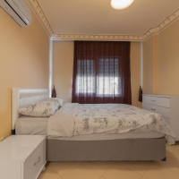 YENİ TADİLATLI TEMİZ BAKIMLI 2+1 EŞYALI GENİŞ SATILIK DAİRE