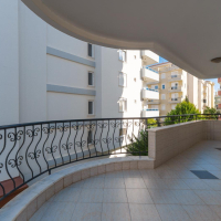 YENİ TADİLATLI TEMİZ BAKIMLI 2+1 EŞYALI GENİŞ SATILIK DAİRE