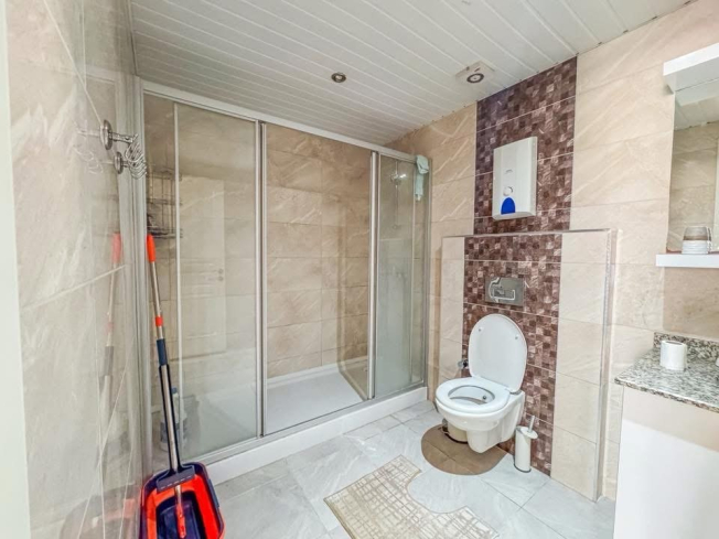 Купить просторную квартиру 2+1 в Махмутларе — 110 м² и 500 м до моря