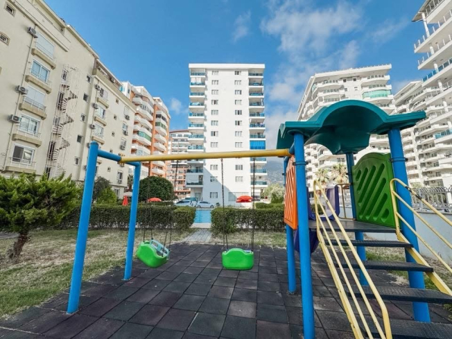 Купить просторную квартиру 2+1 в Махмутларе — 110 м² и 500 м до моря