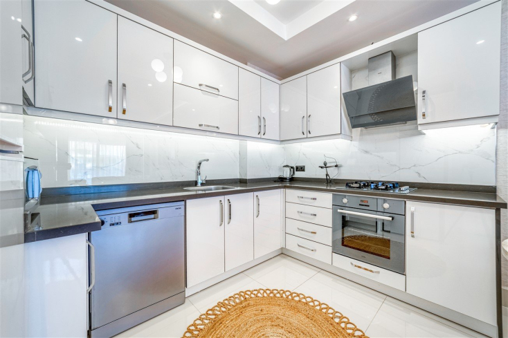 1+1 EŞYALI FULL AKTİVİTELİ SİTE İÇERİSİNDE SATILIK DAİRE