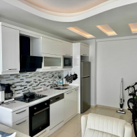 TOSMURDA DENİZ MANZARALI EŞYALI 1+1 AKTİVİTELİ DAİRE