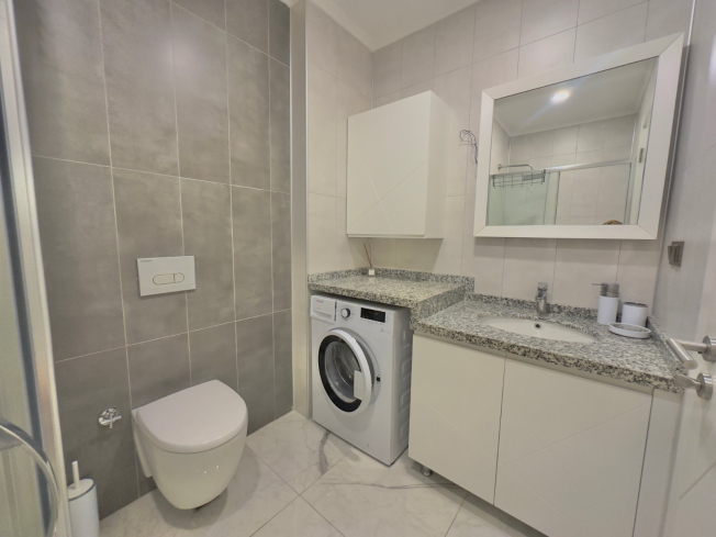 ALANYA MERKEZDE 2+1 EŞYALI GENİŞ SATILIK DAİRE